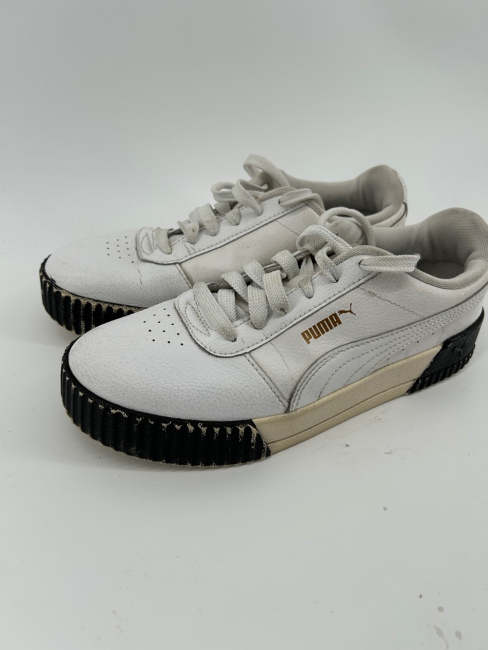 Puma Women's White sneakers size 7.5